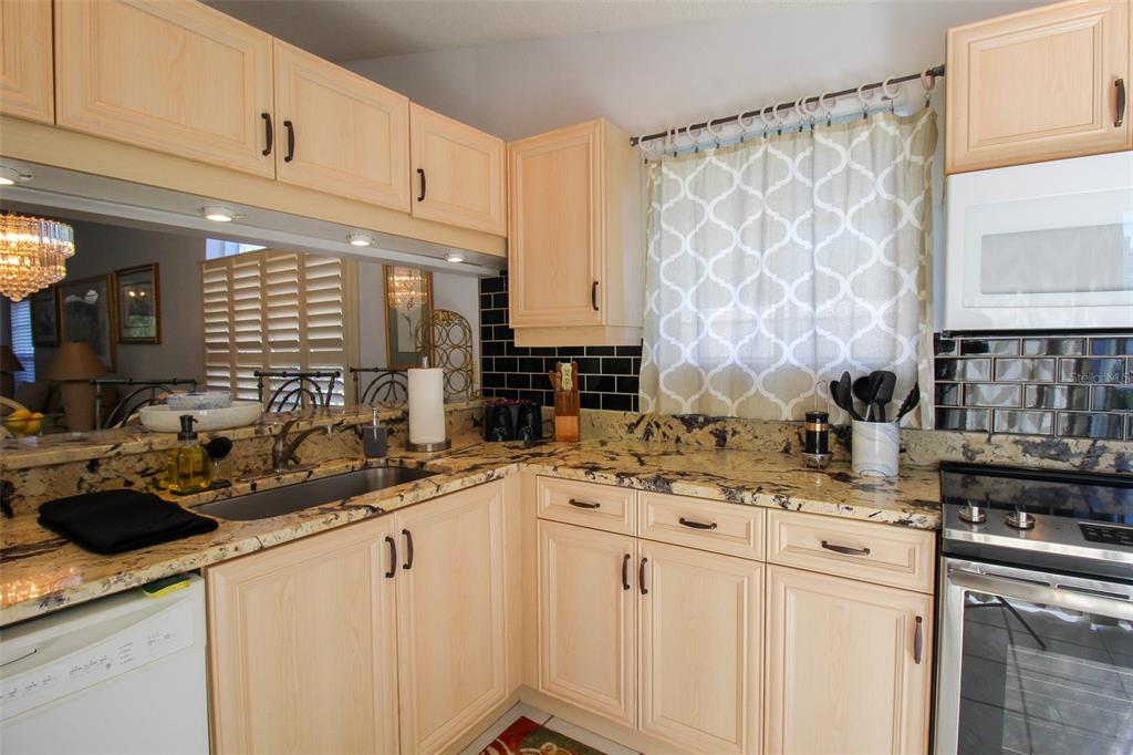 SPOONBILL COURTYARD HOMES AT PERICO BAY - Residential Lease