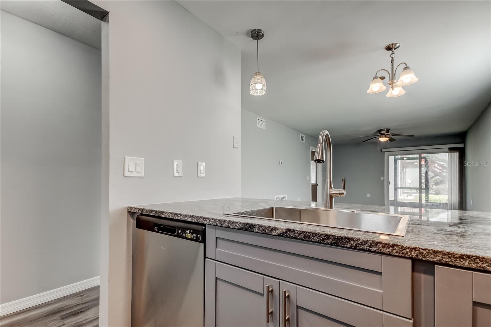 TALIA CONDO - Residential