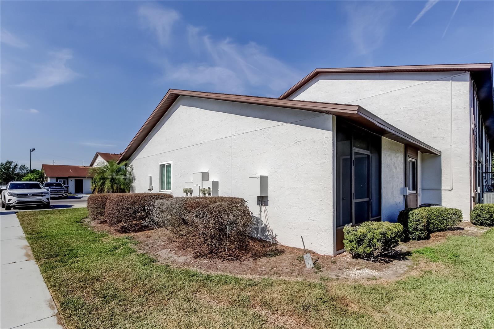 TALIA CONDO - Residential