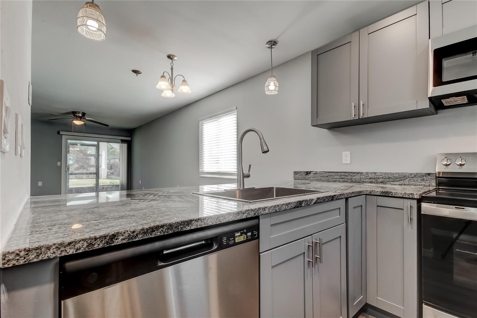 TALIA CONDO - Residential