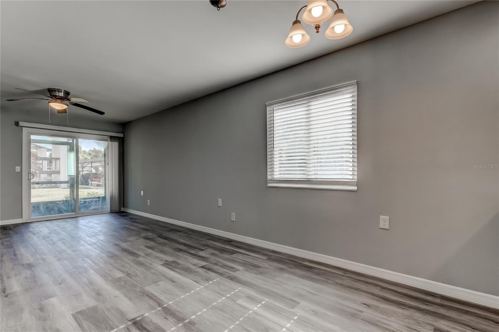 TALIA CONDO - Residential