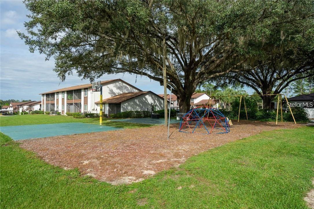 TALIA CONDO - Residential