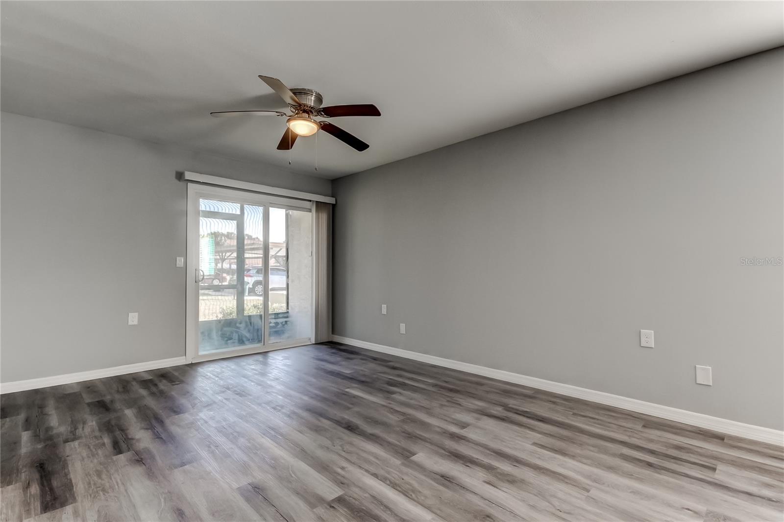 TALIA CONDO - Residential