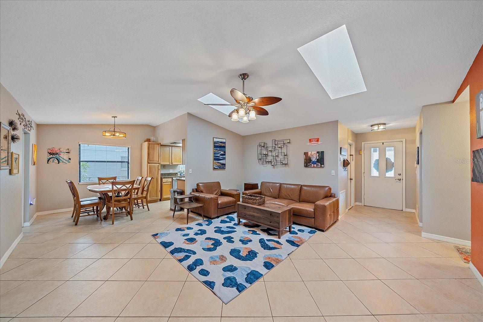 2551 W BURR OAK COURT