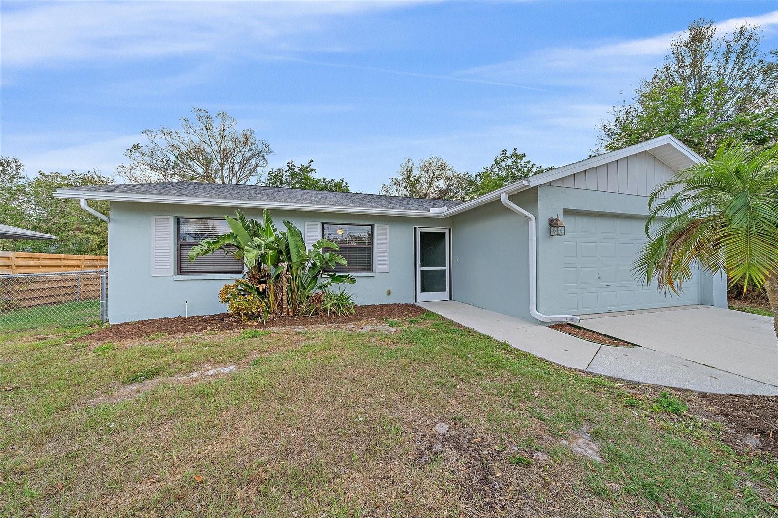 2551 W BURR OAK COURT