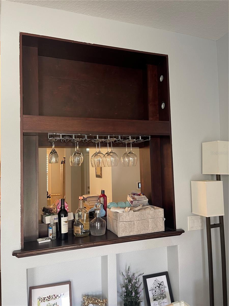LAKES WINDERMERE PH 01 49 108 - Residential