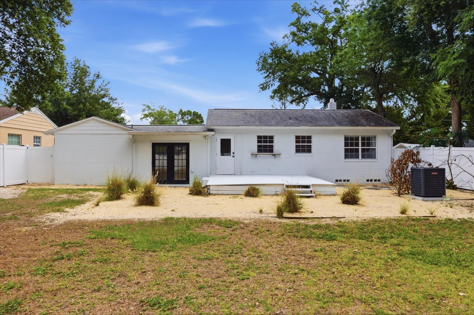 HIGHLAND GROVE - Residential