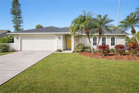 Photo of 1516 Glendale Avenue NW, Palm Bay, FL 32907 (MLS # O6368301)