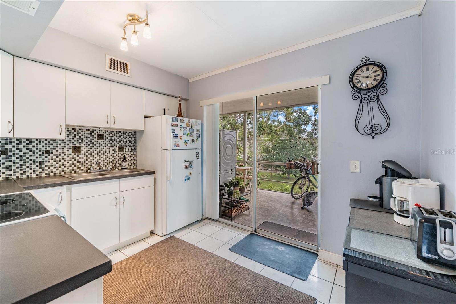 CLEARVIEW OAKS - Residential