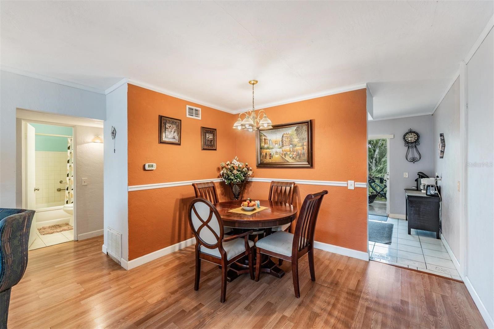 CLEARVIEW OAKS - Residential