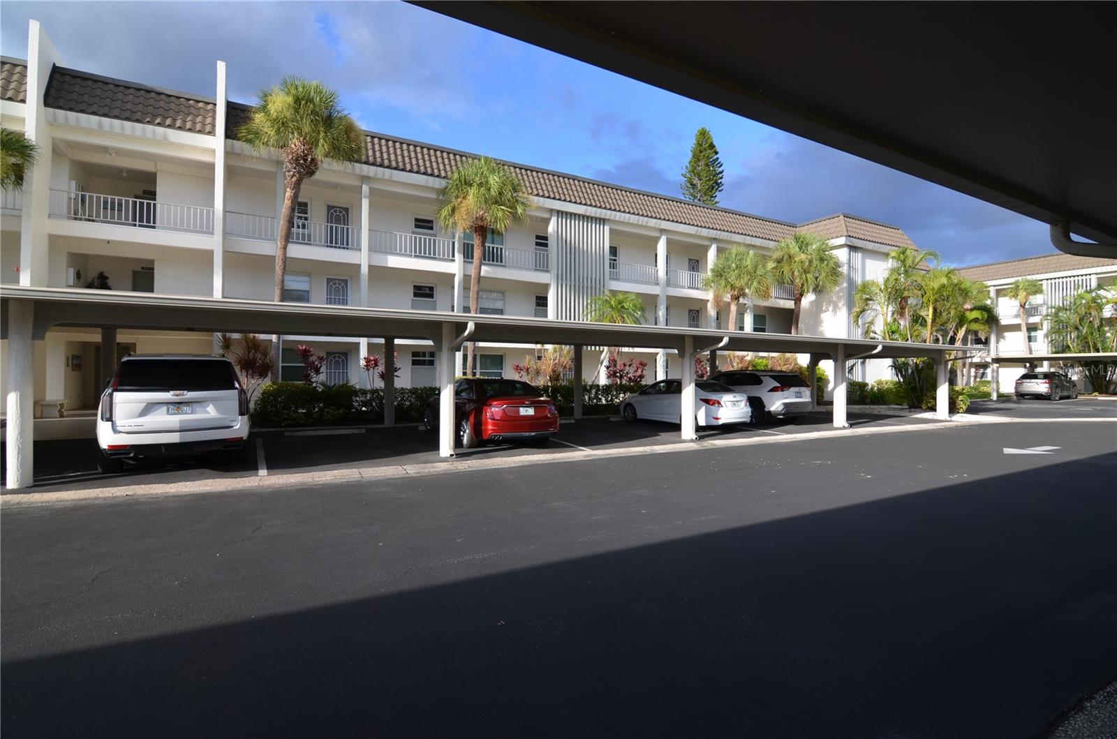 LONGBOAT HARBOUR - Residential Lease