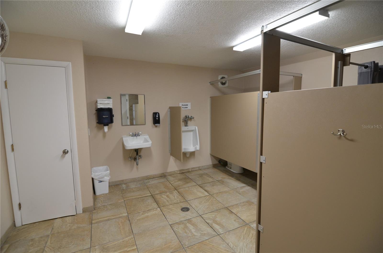 LONGBOAT HARBOUR - Residential Lease