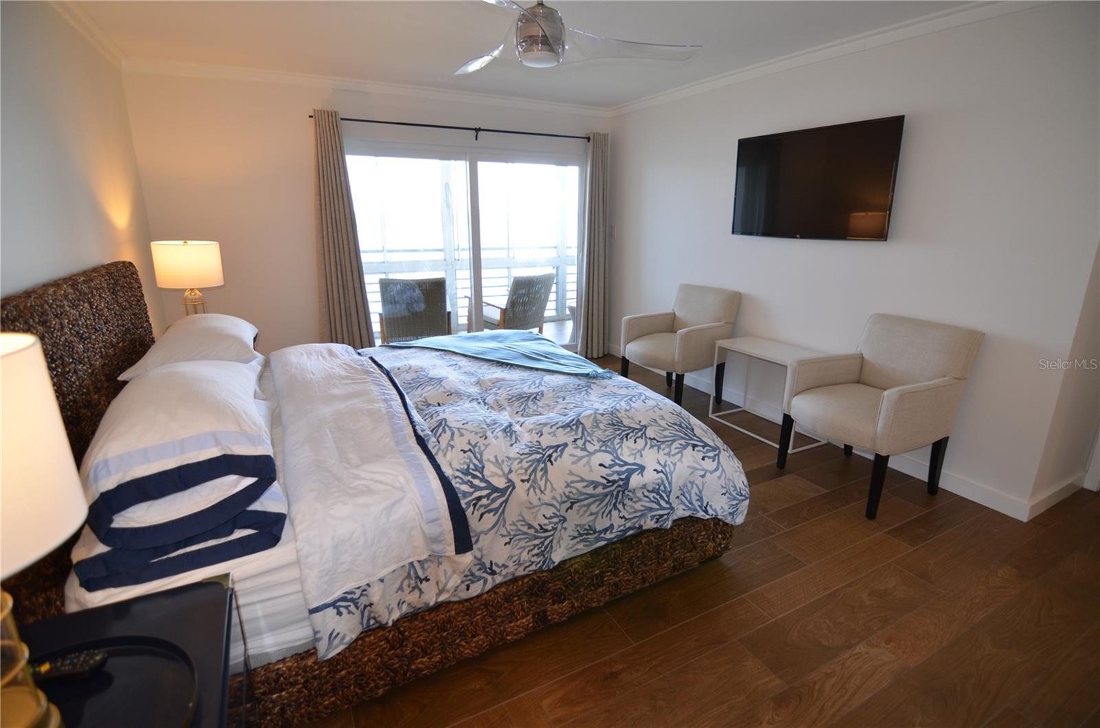 LONGBOAT HARBOUR - Residential Lease