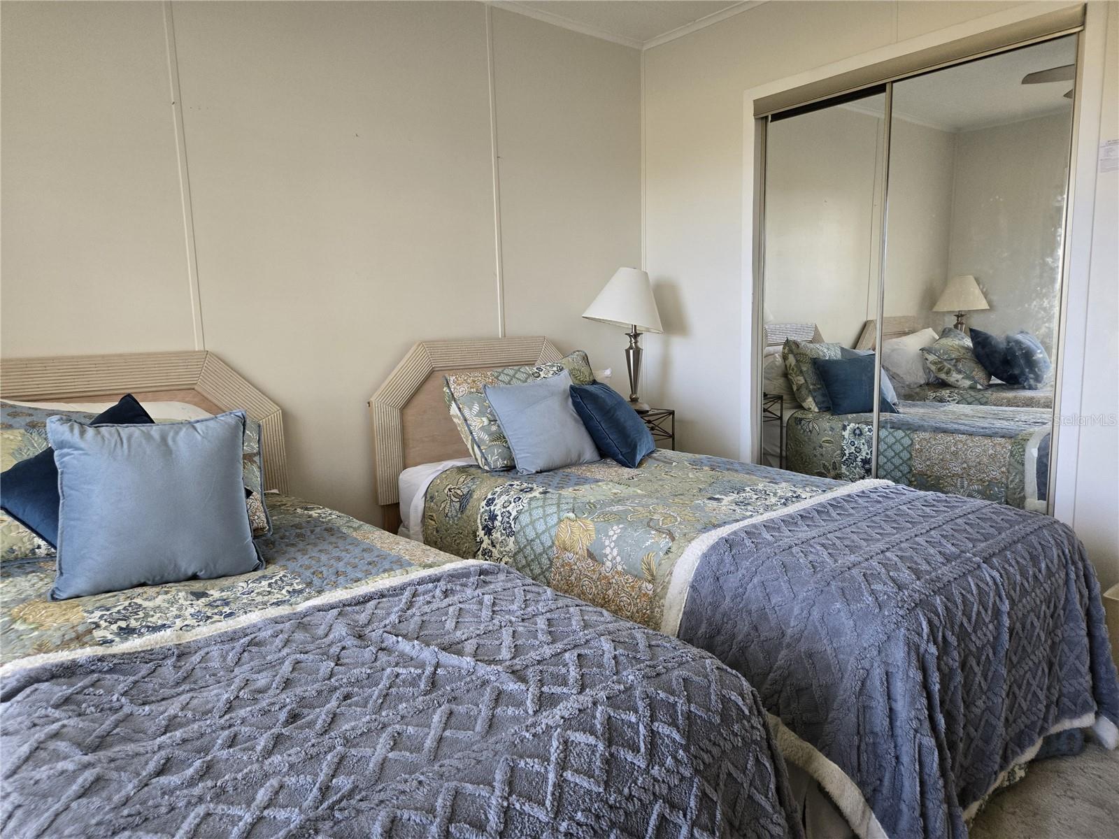 BANBURY VILLAGE CONDO - Residential