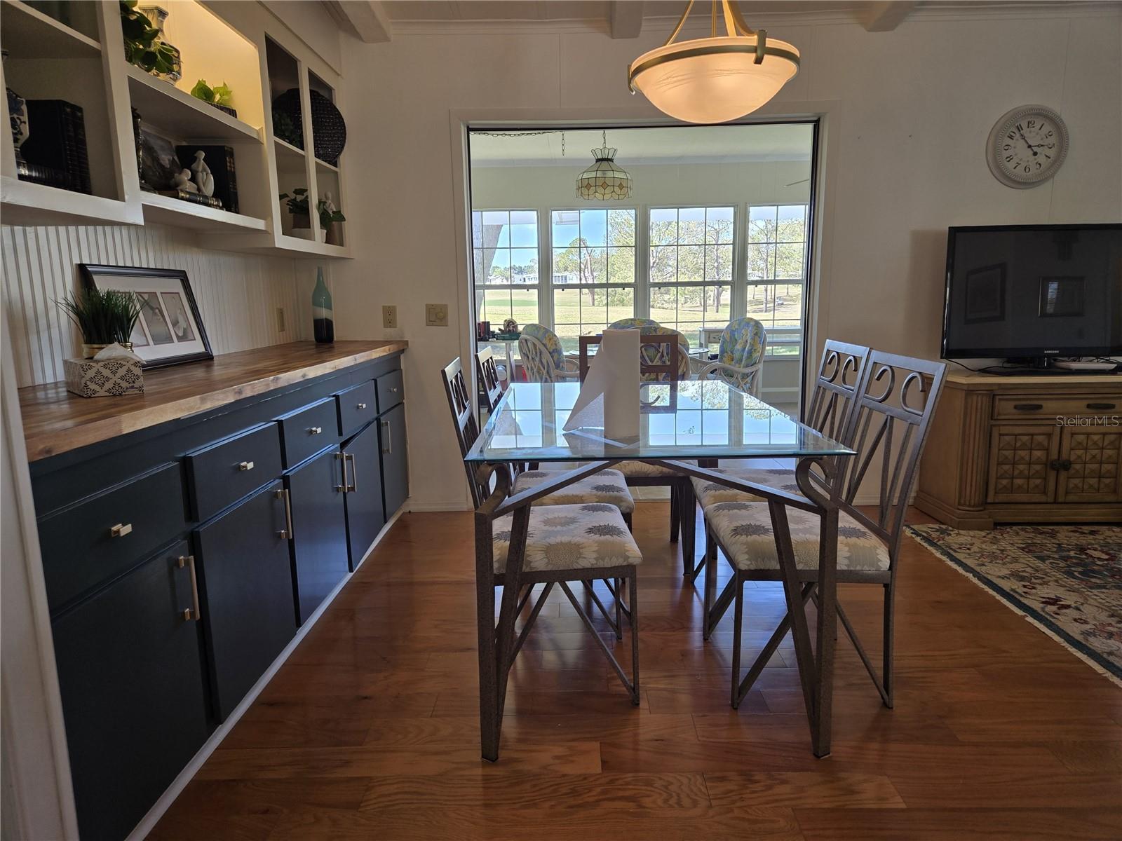 BANBURY VILLAGE CONDO - Residential