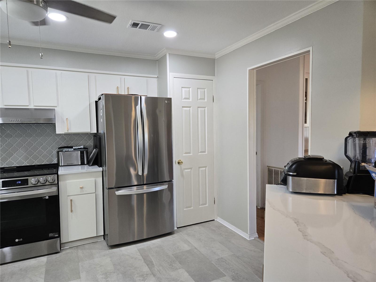 BANBURY VILLAGE CONDO - Residential