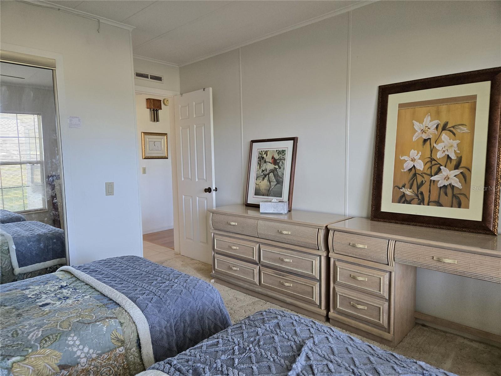 BANBURY VILLAGE CONDO - Residential