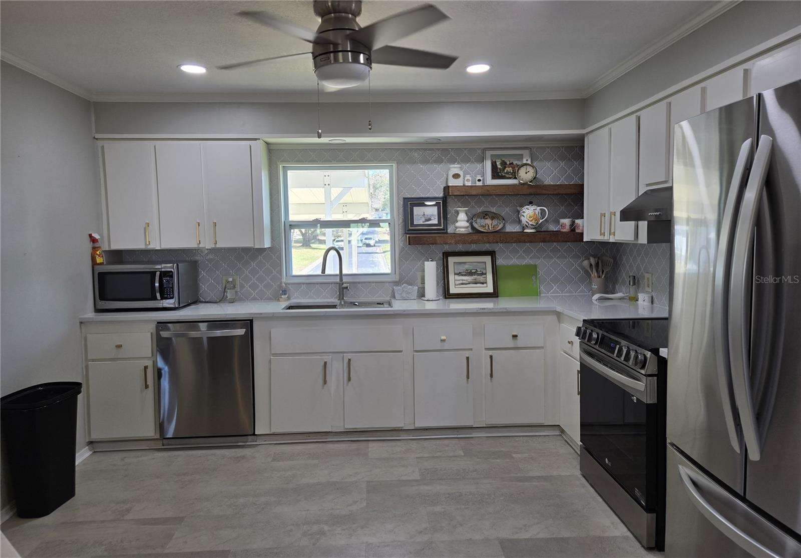 BANBURY VILLAGE CONDO - Residential