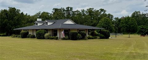 Photo of 26645 County Road 33, Groveland, FL 34736 (MLS # TB8500484)