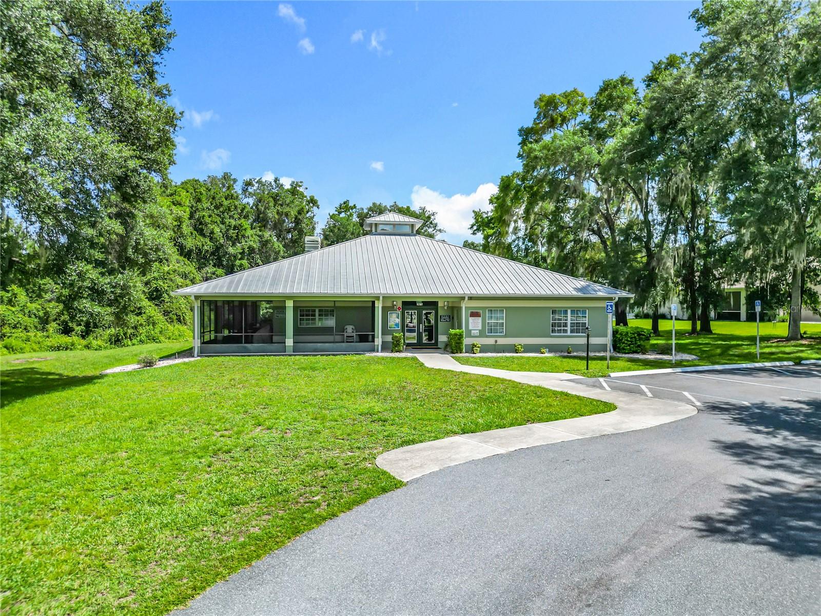 CANTERBURY LAKE ESTATES SECOND ADD - Residential