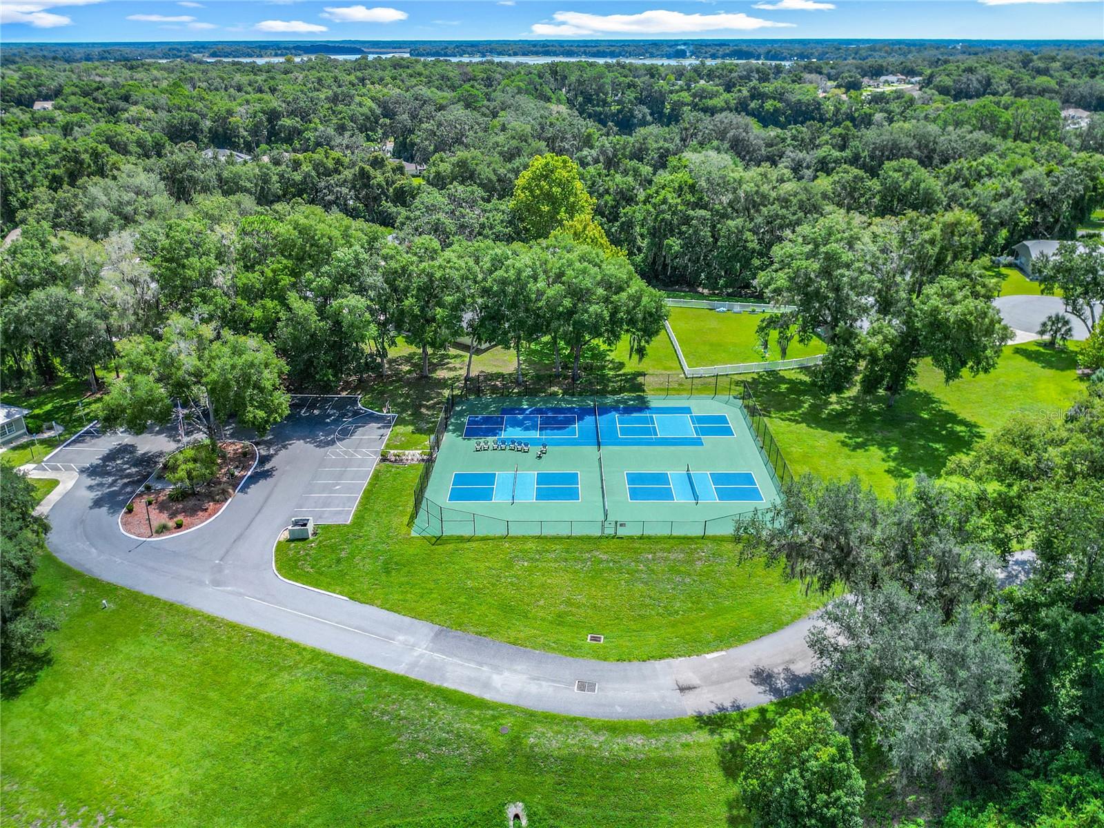 CANTERBURY LAKE ESTATES SECOND ADD - Residential