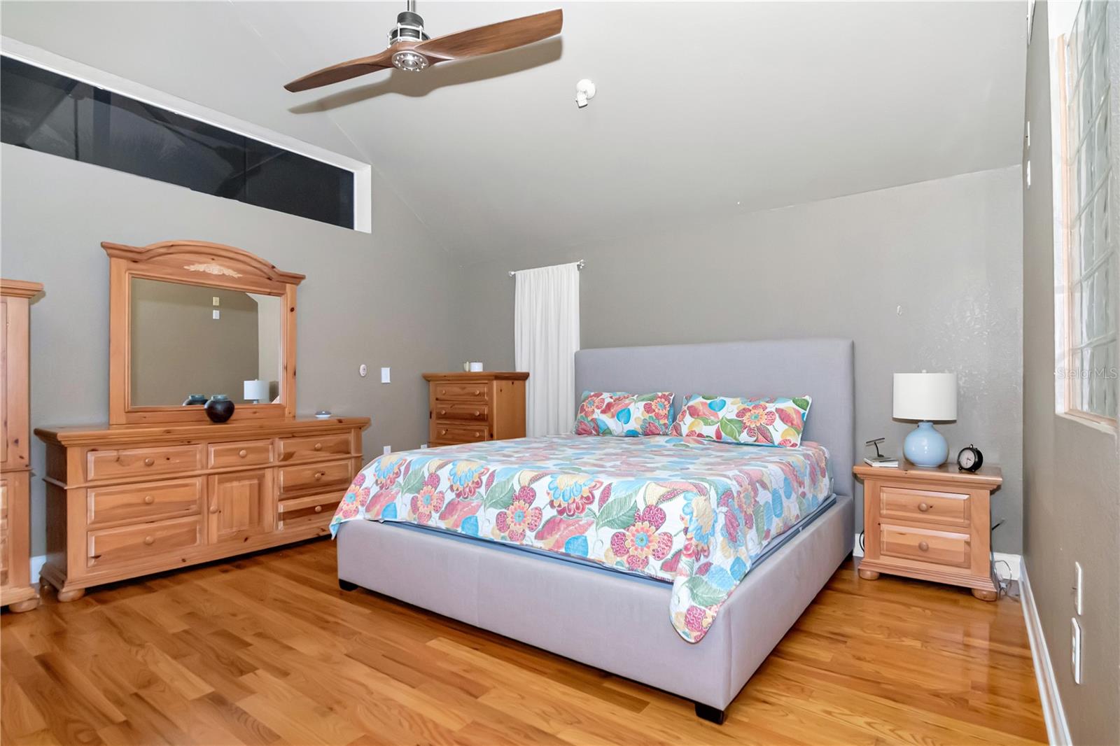 GOLFLAND OF TAMPAS NORTH SIDE - Residential