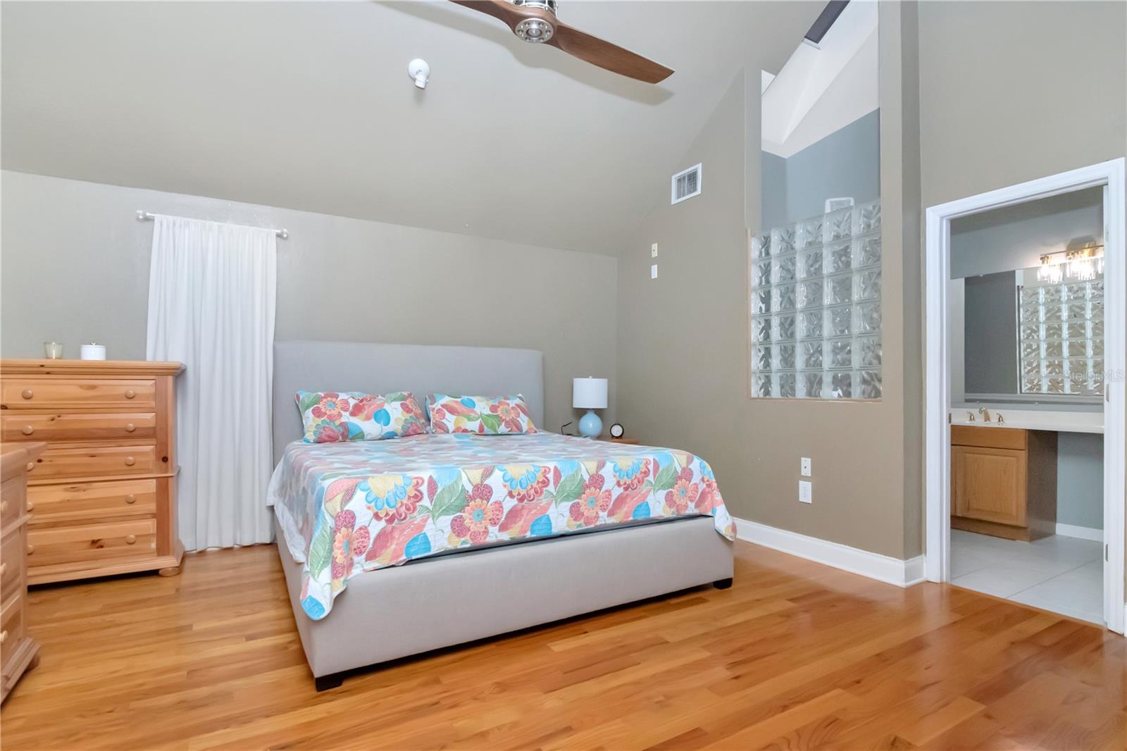 GOLFLAND OF TAMPAS NORTH SIDE - Residential