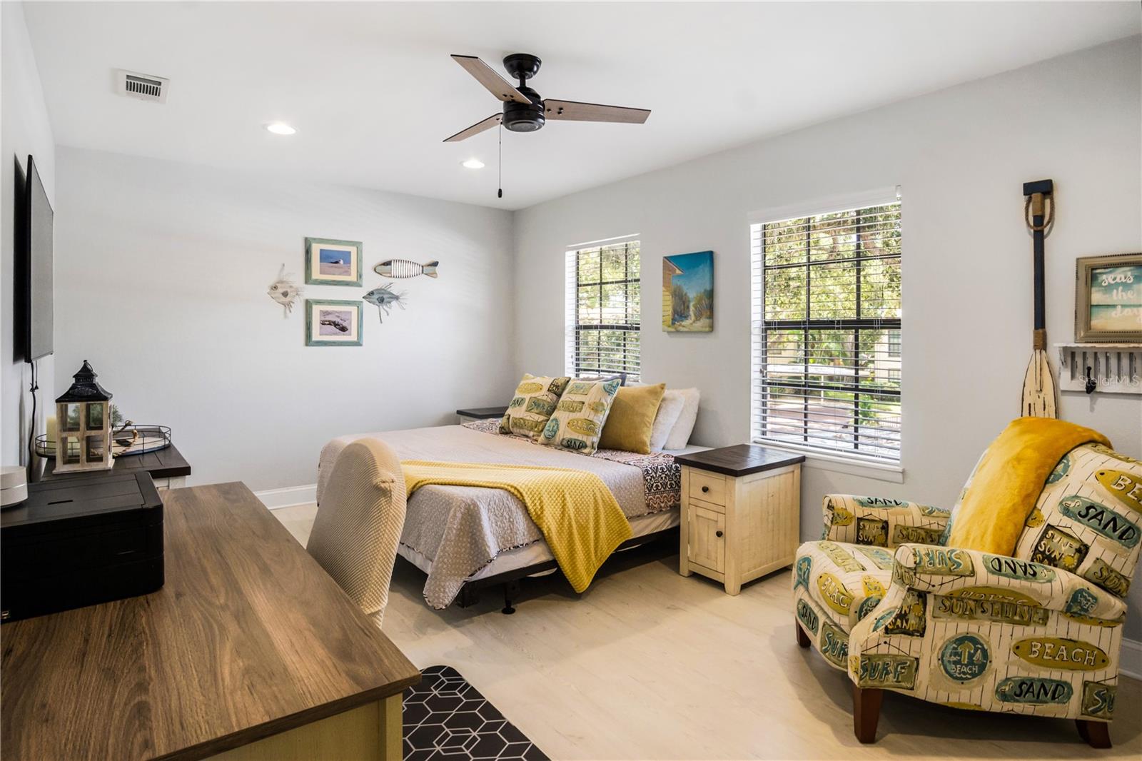 HARBOUR OAKS OF DUNEDIN CONDO - Residential