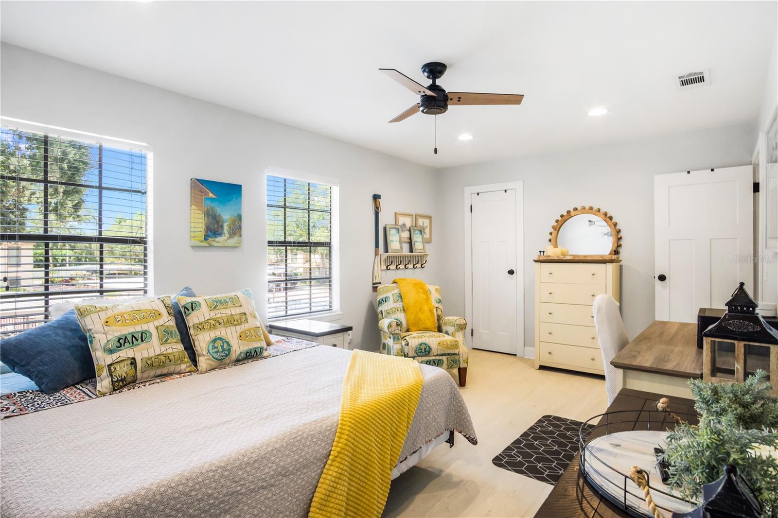 HARBOUR OAKS OF DUNEDIN CONDO - Residential