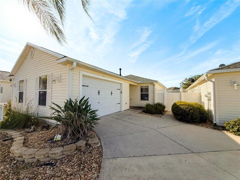 Tiny photo for 972 Rockville Place, The Villages, FL 32162 (MLS # O6451895)