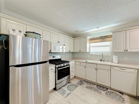 Tiny photo for 972 Rockville Place, The Villages, FL 32162 (MLS # O6451895)