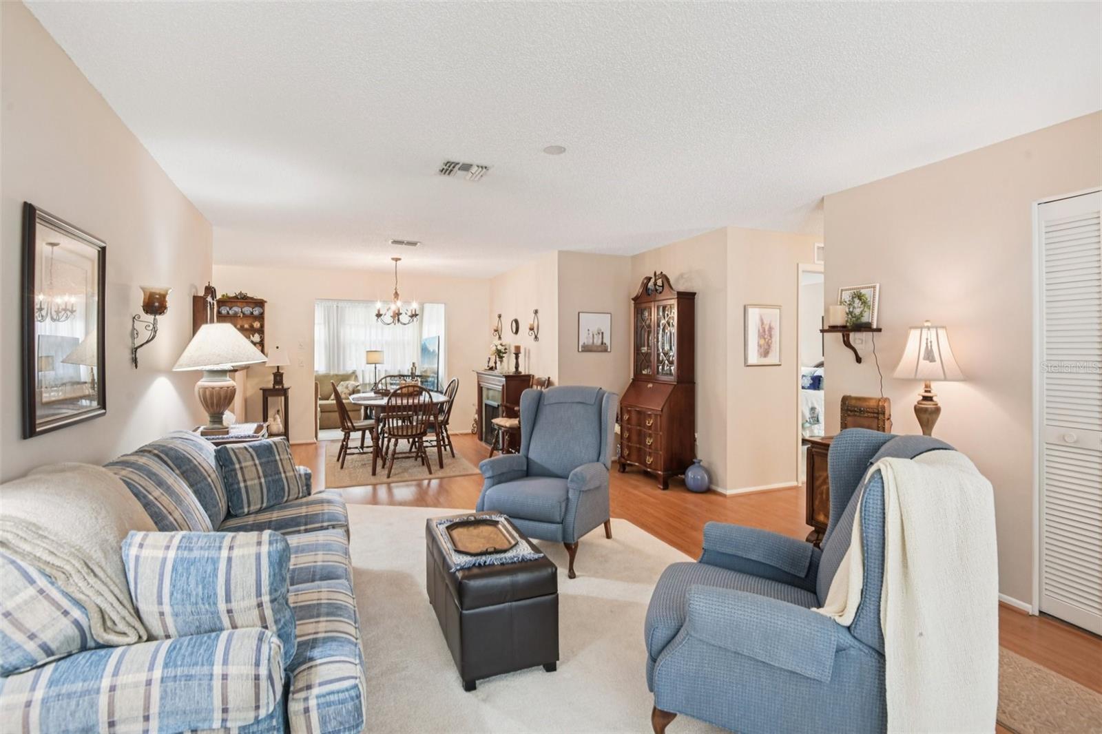 TIMBER PINES - Residential