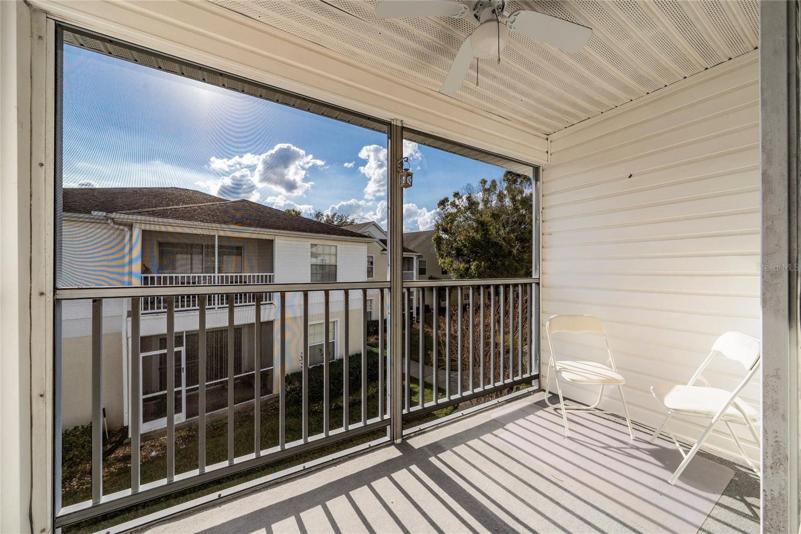 OASIS 02 CONDO - Residential