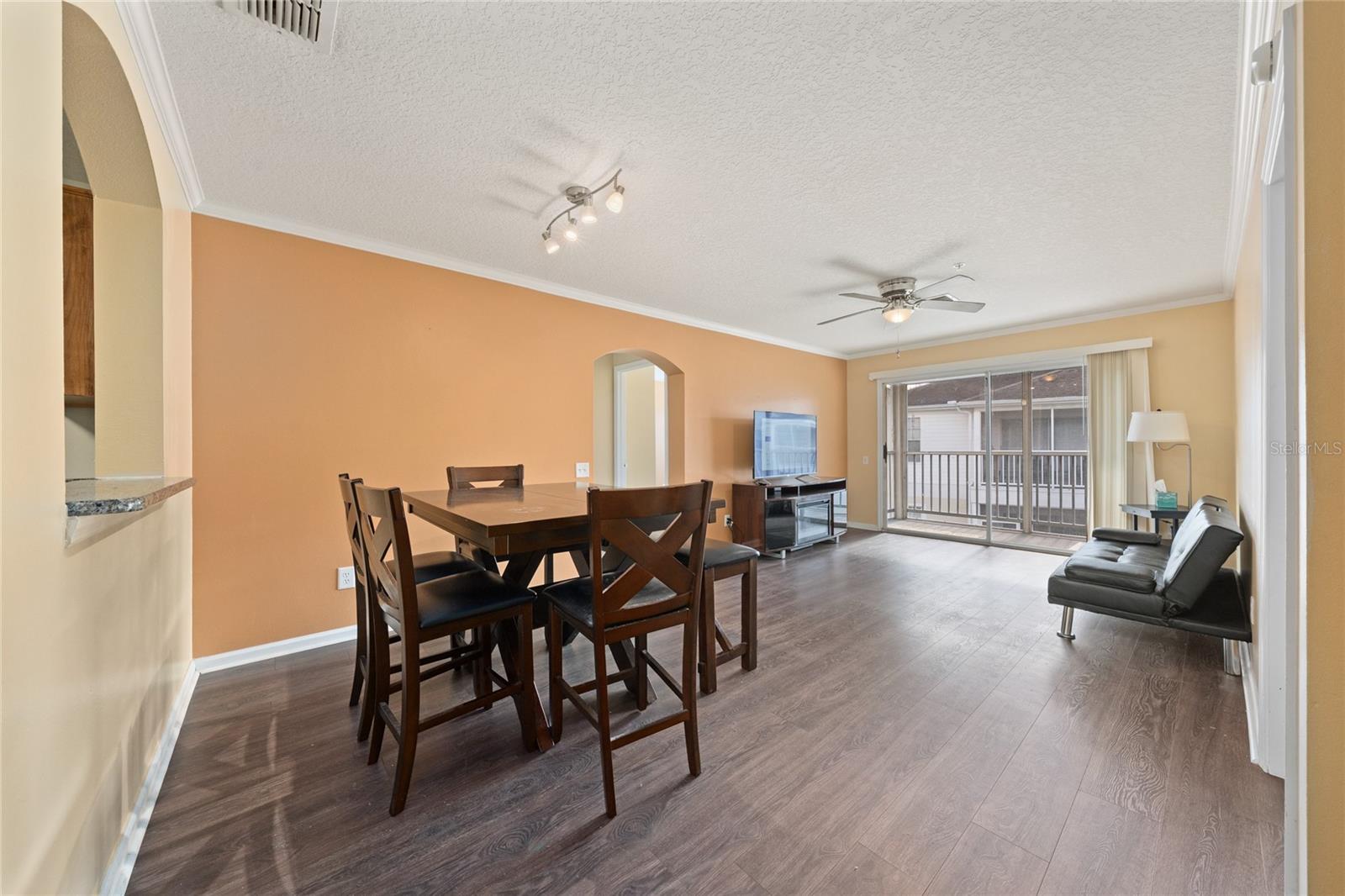 OASIS 02 CONDO - Residential