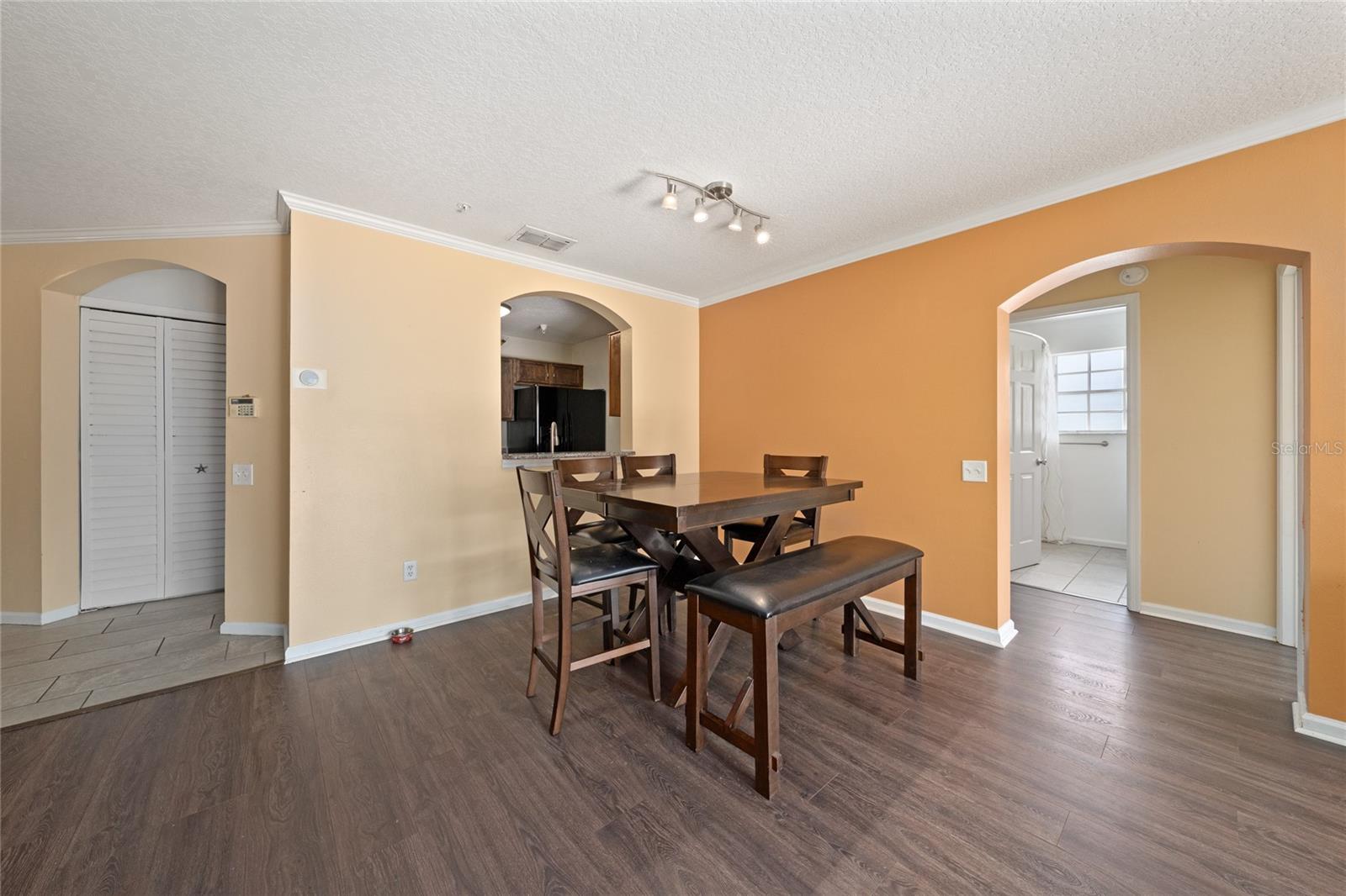 OASIS 02 CONDO - Residential