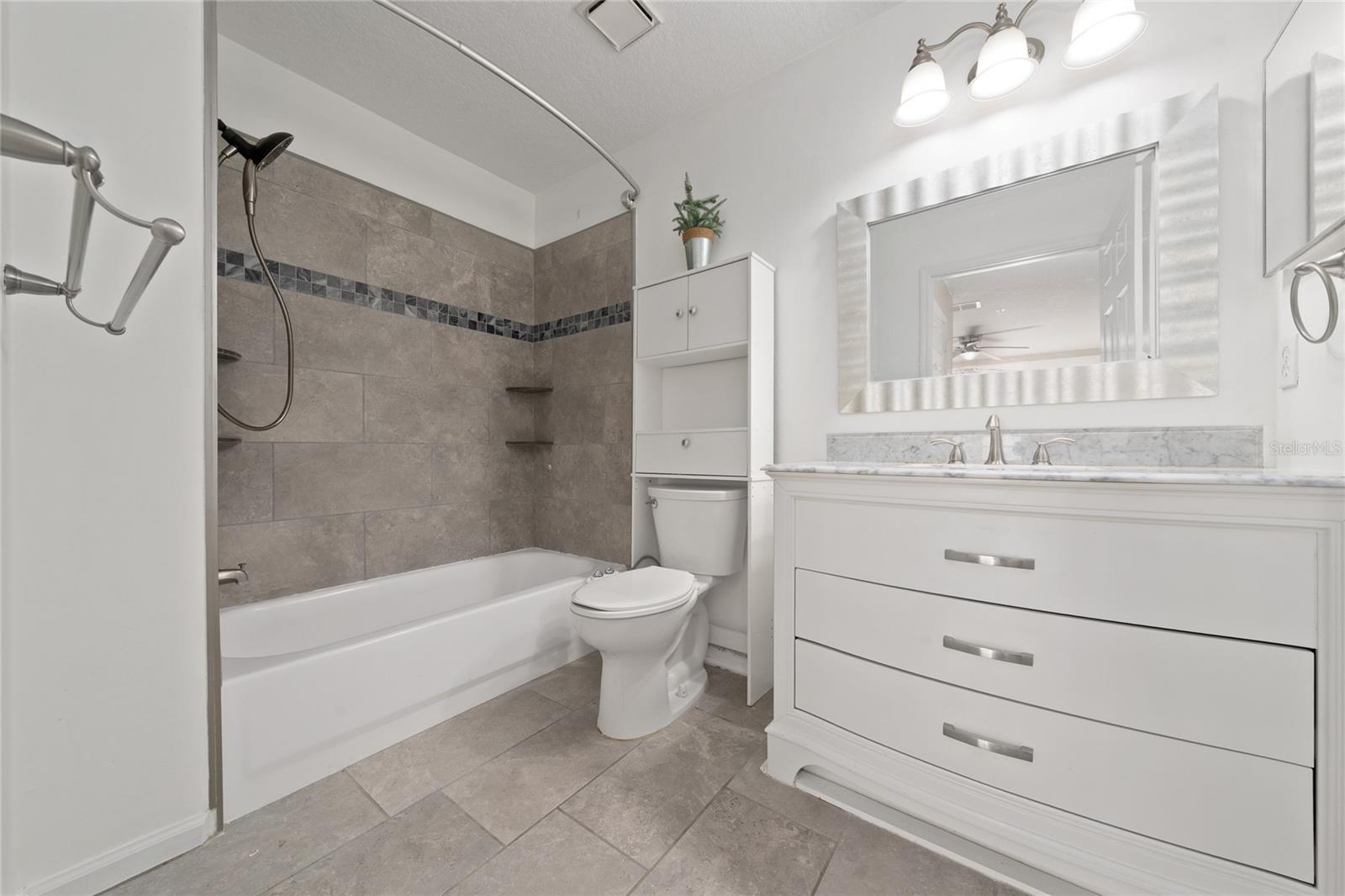 OASIS 02 CONDO - Residential