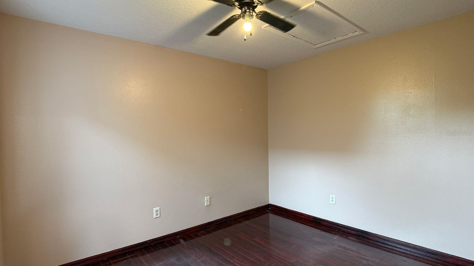 ISLAND CLUB WEST PH 02 - Residential Lease