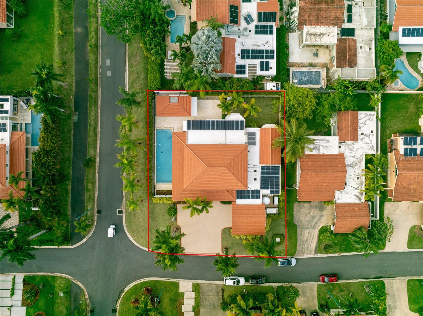SABANERA DE DORADO - Residential