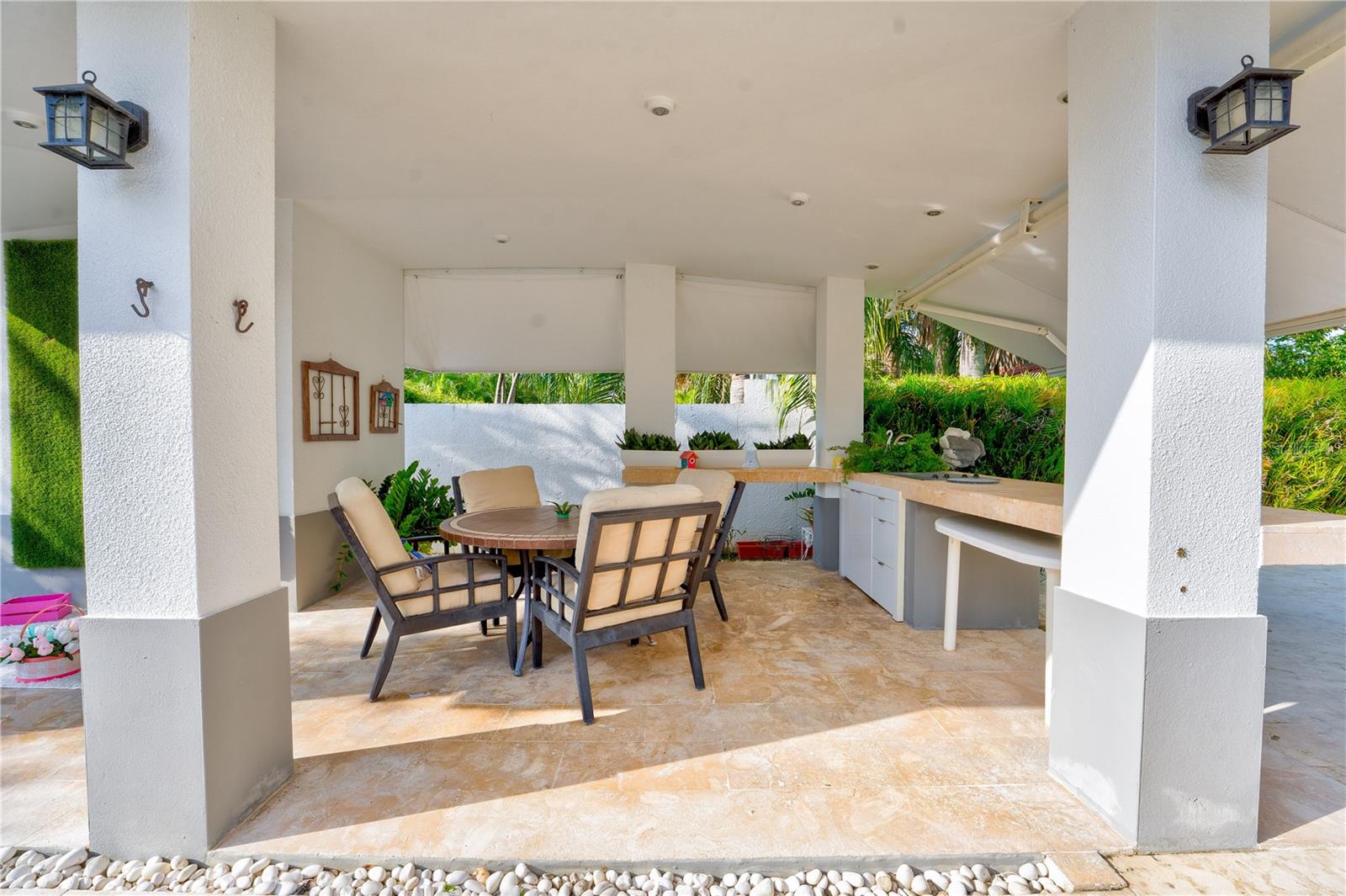SABANERA DE DORADO - Residential