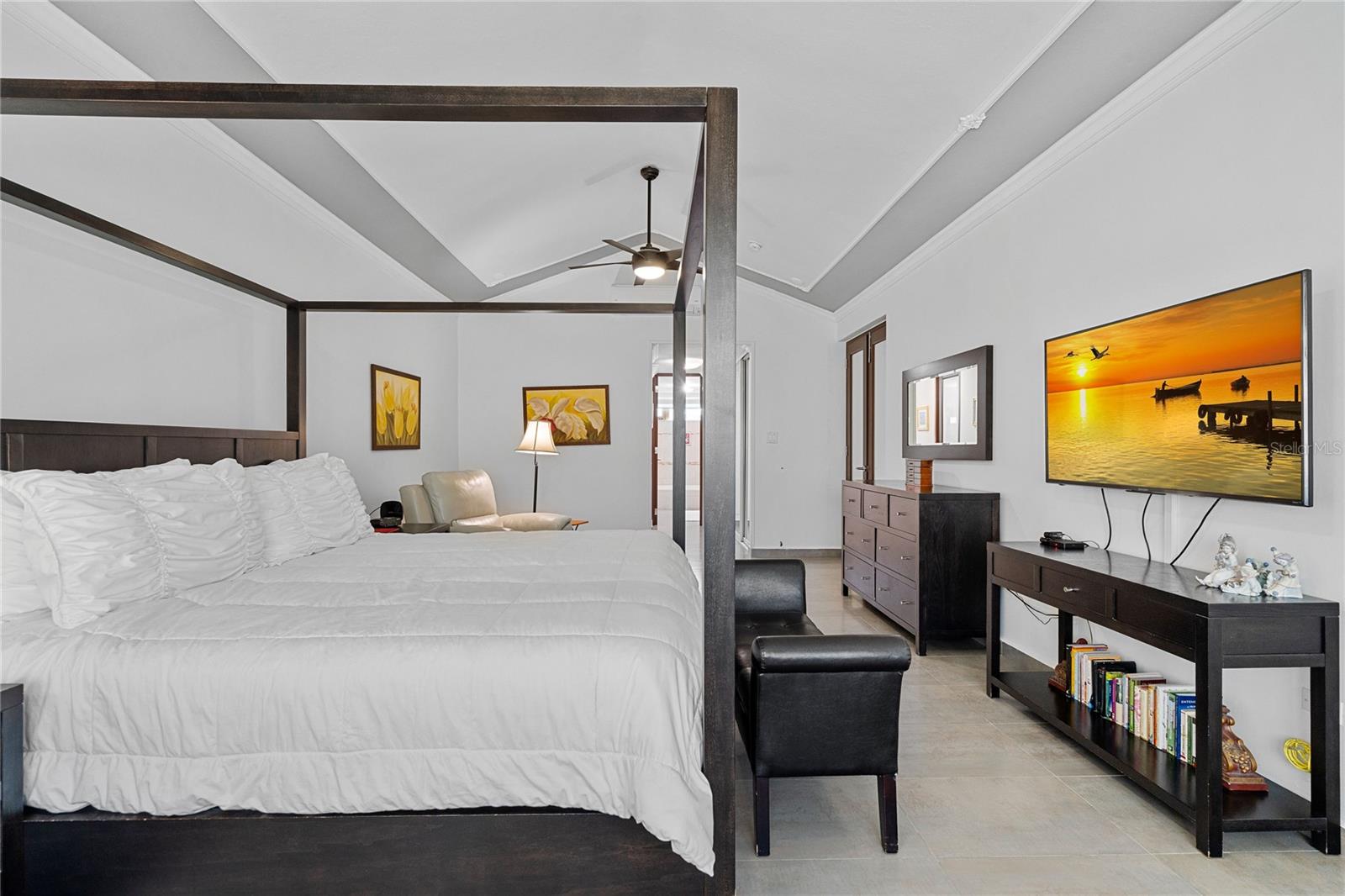 SABANERA DE DORADO - Residential