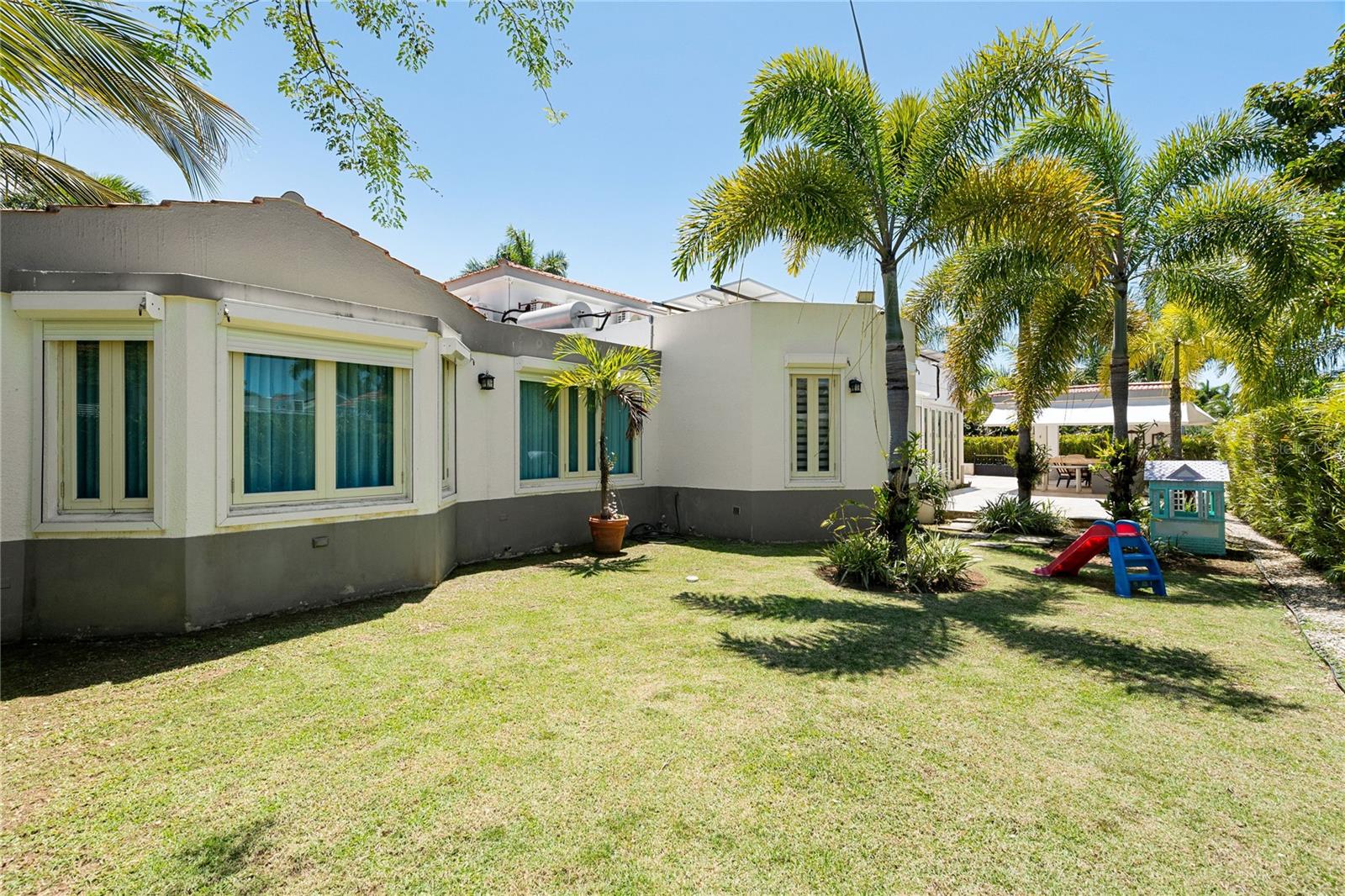 SABANERA DE DORADO - Residential