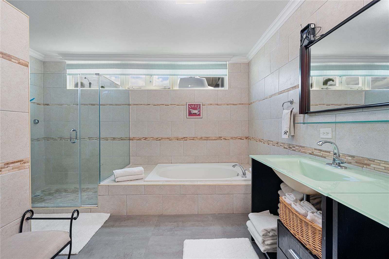 SABANERA DE DORADO - Residential