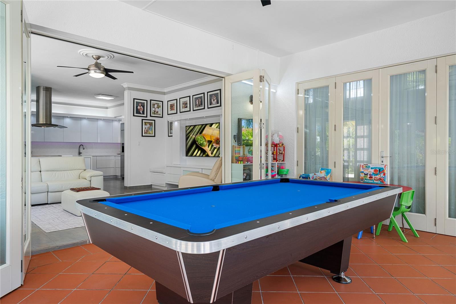 SABANERA DE DORADO - Residential