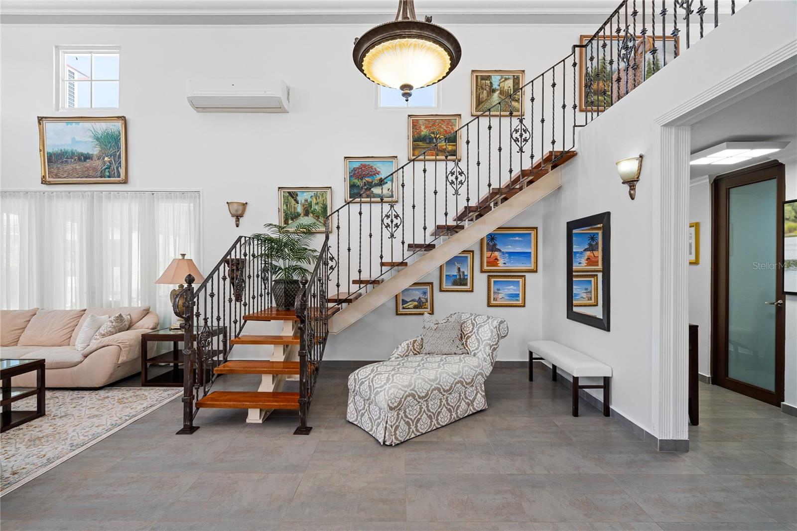 SABANERA DE DORADO - Residential