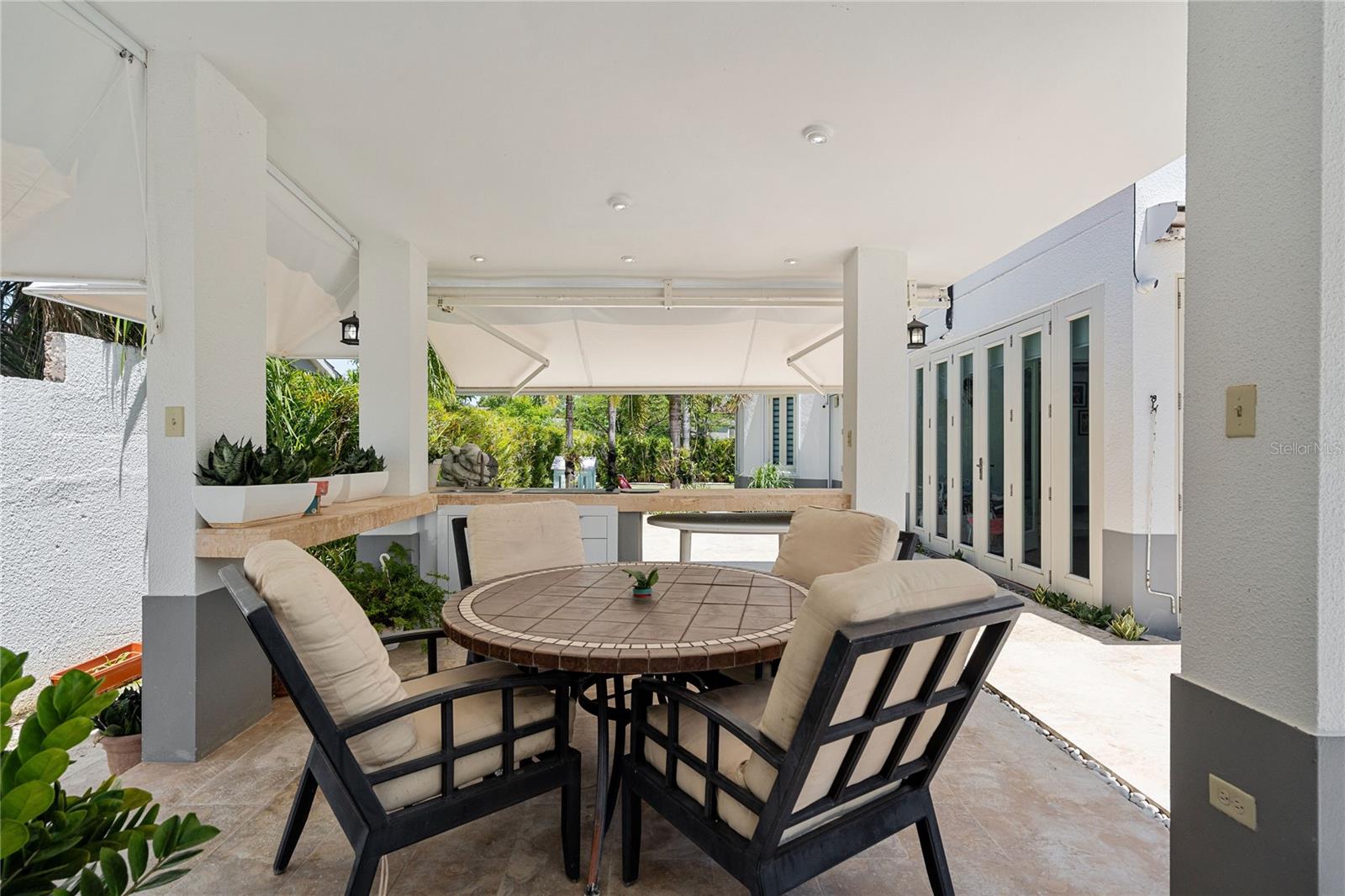 SABANERA DE DORADO - Residential