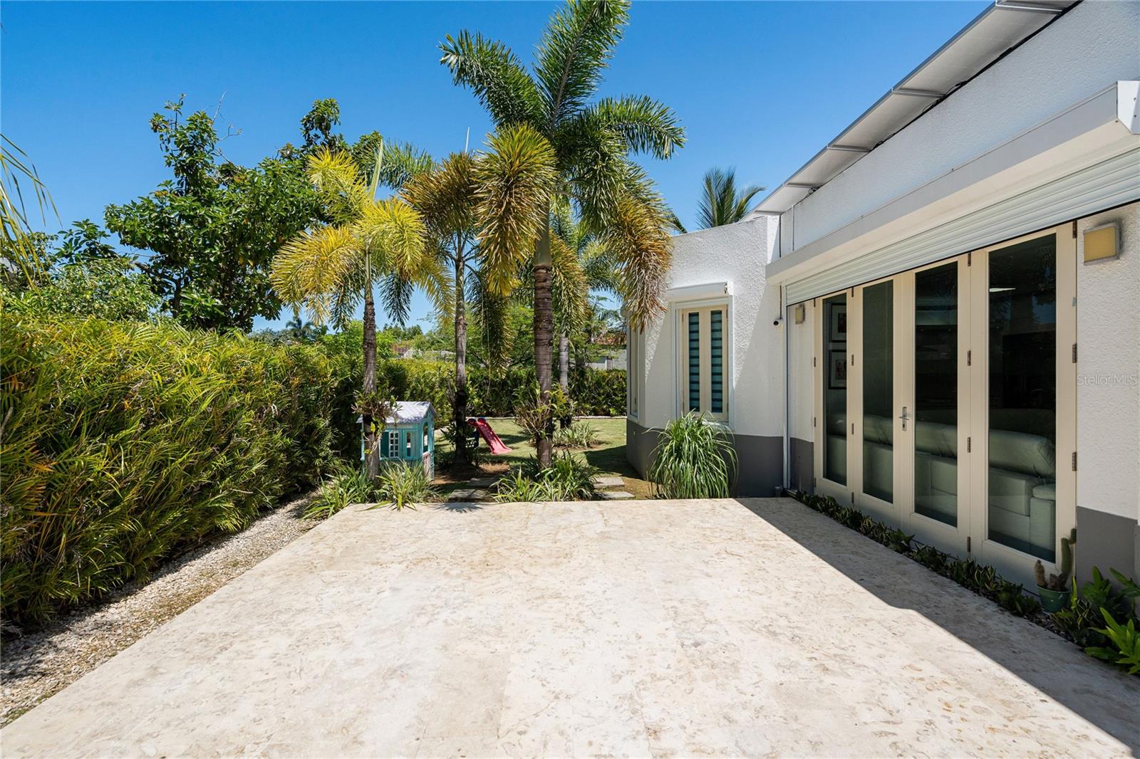 SABANERA DE DORADO - Residential