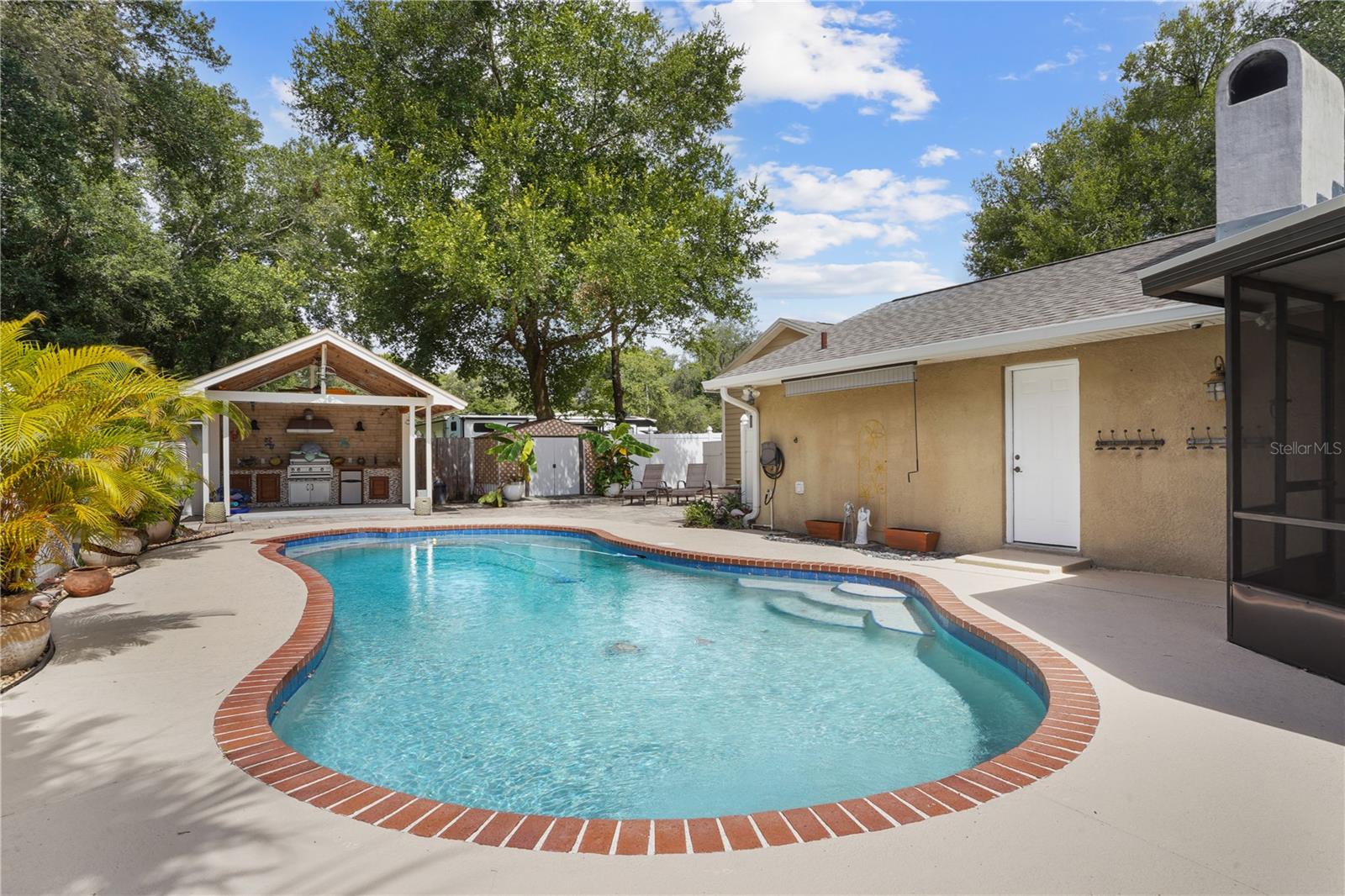 256 ALPINE STREET