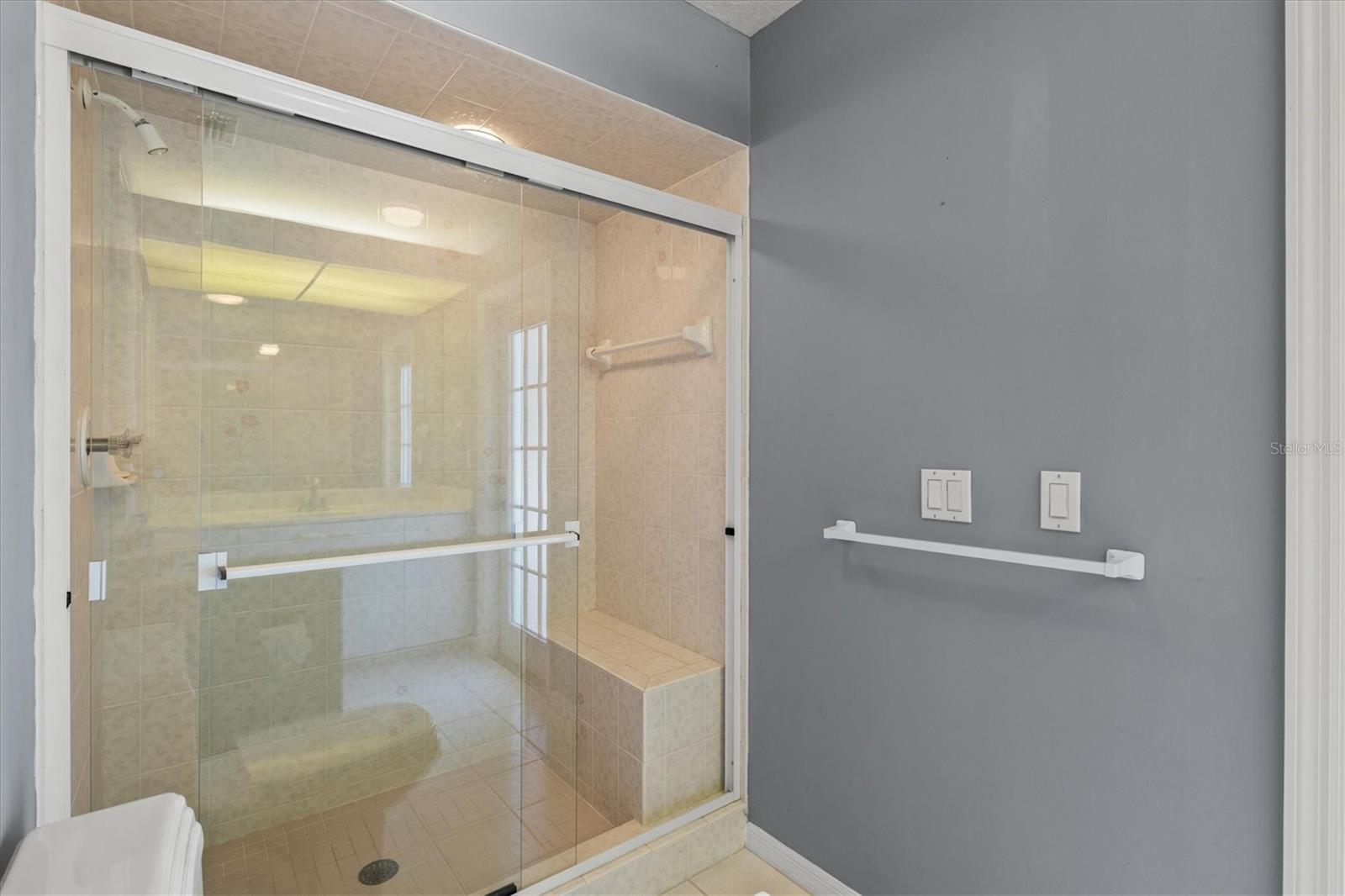 CHESTNUT CREEK ESTATES - Residential