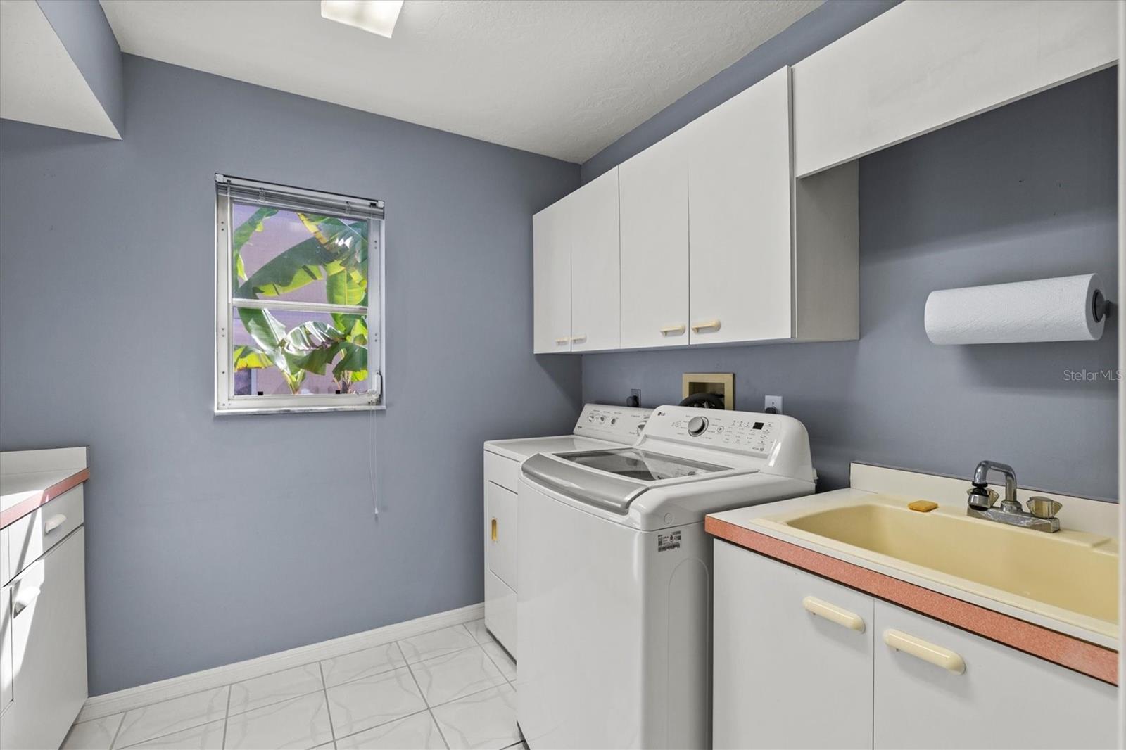 CHESTNUT CREEK ESTATES - Residential