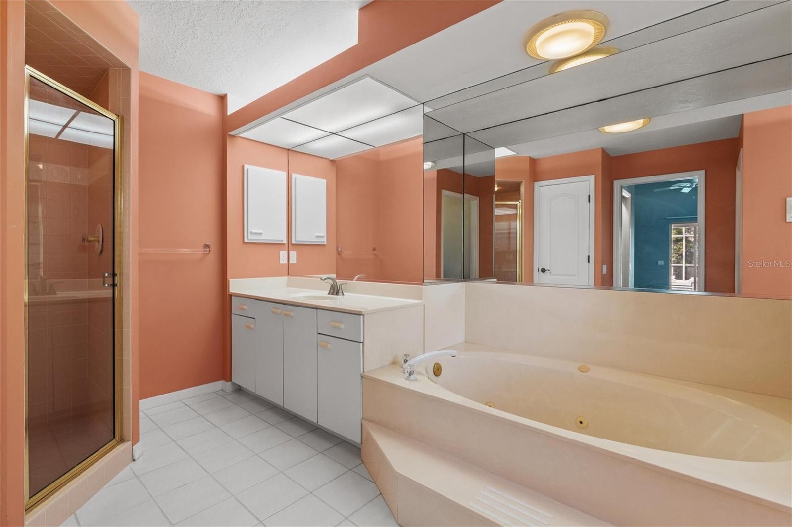 CHESTNUT CREEK ESTATES - Residential